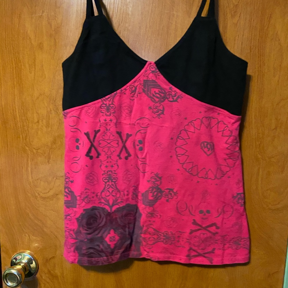 Women’s tank top